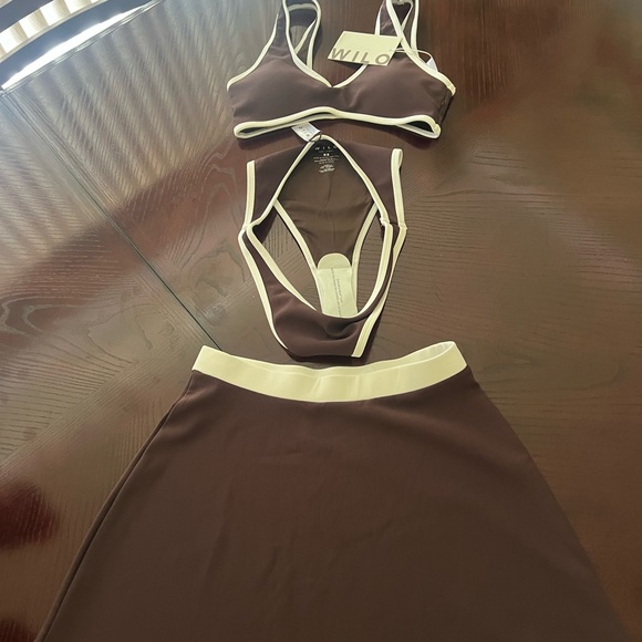 NWT XS 3 Piece Bikini w/skirt. Elegant Chocolate Color with white accents - Picture 7 of 8